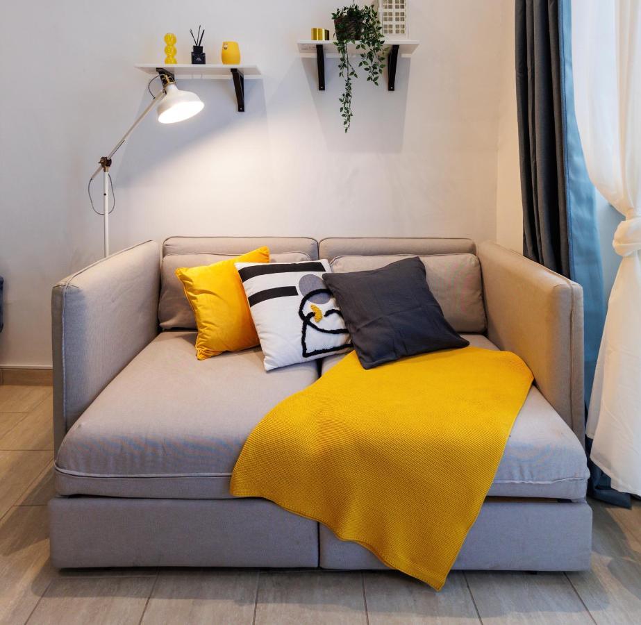 Cozy Market-Square Retreat Located In The Heart Of The 10Th District Vienna Exterior photo